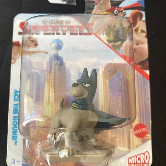 Ace The Hound DC League of Super-Pets Action Figure Cake Topper NEW - Picture 5 of 8